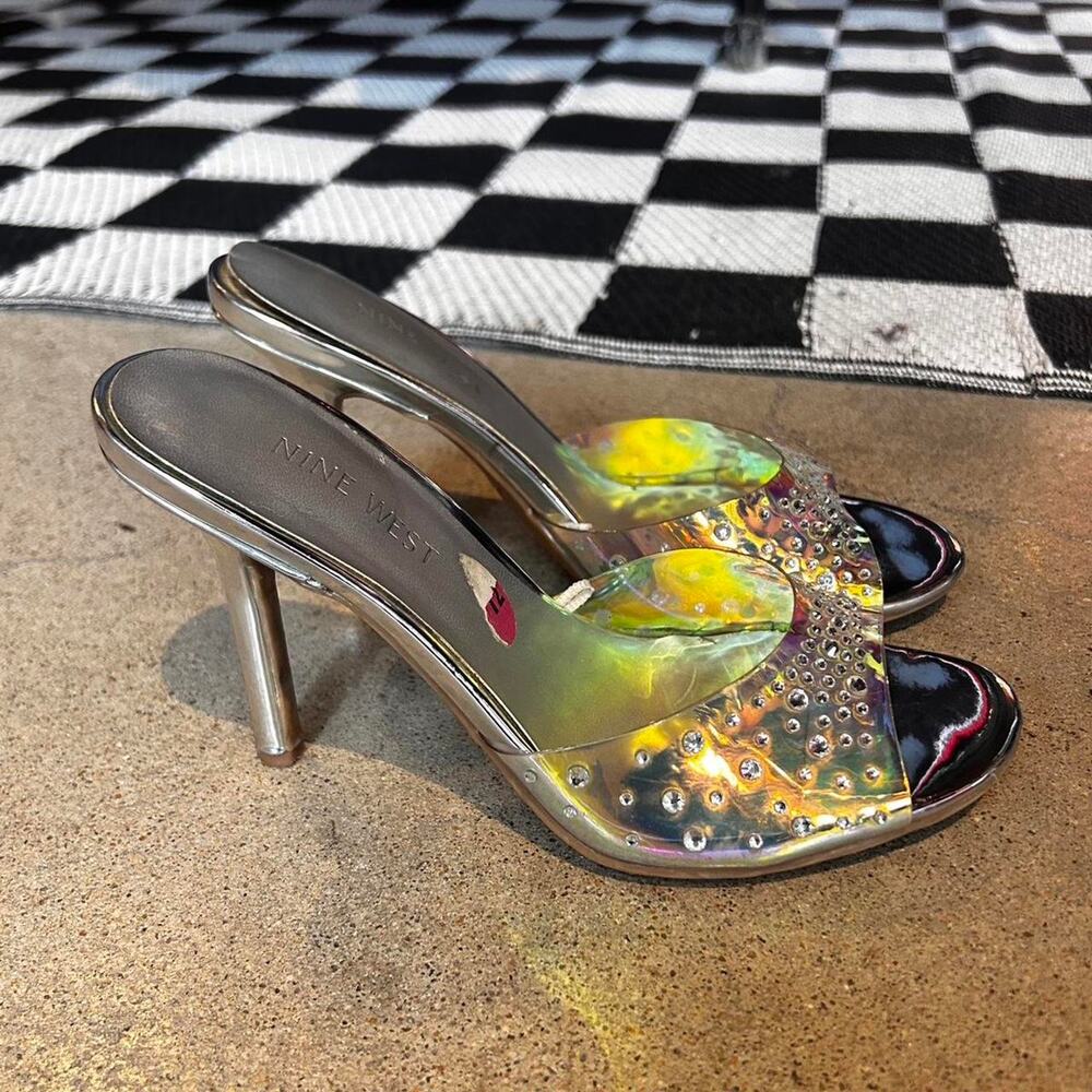 Vintage Y2K Nine West Silver Holographic Diamond Studded Heels Size 6.5 - Picture 3 of 7